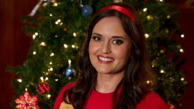 Danica McKellar Announces Heartwarming New Great American Movie The Greatest Christmas Gift Feature