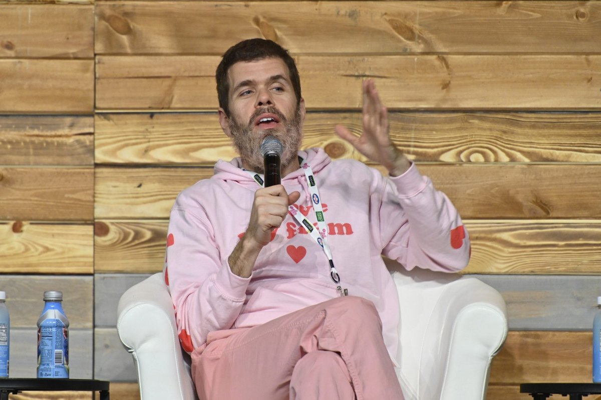 GettyImages-1180727330 perez hilton family addresses his condition