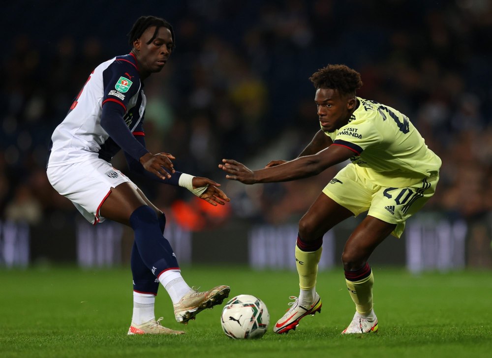 GettyImages-1336450979 Soccer Player Quevin Castro Dead at 25 After Collapsing During Match