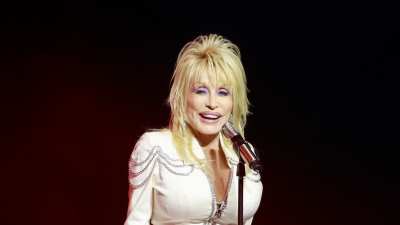 Dolly Parton's Team Reveals All the Projects She Was Working On 'Until the Day She Died'