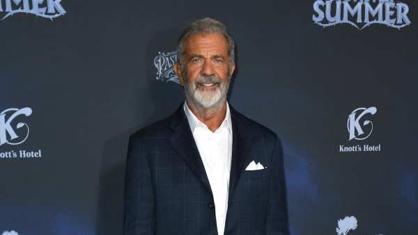Mel Gibson Apologizes Amid Fierce Backlash for Mocking ASL Interpreter: ‘Thoughtless Idiocy’