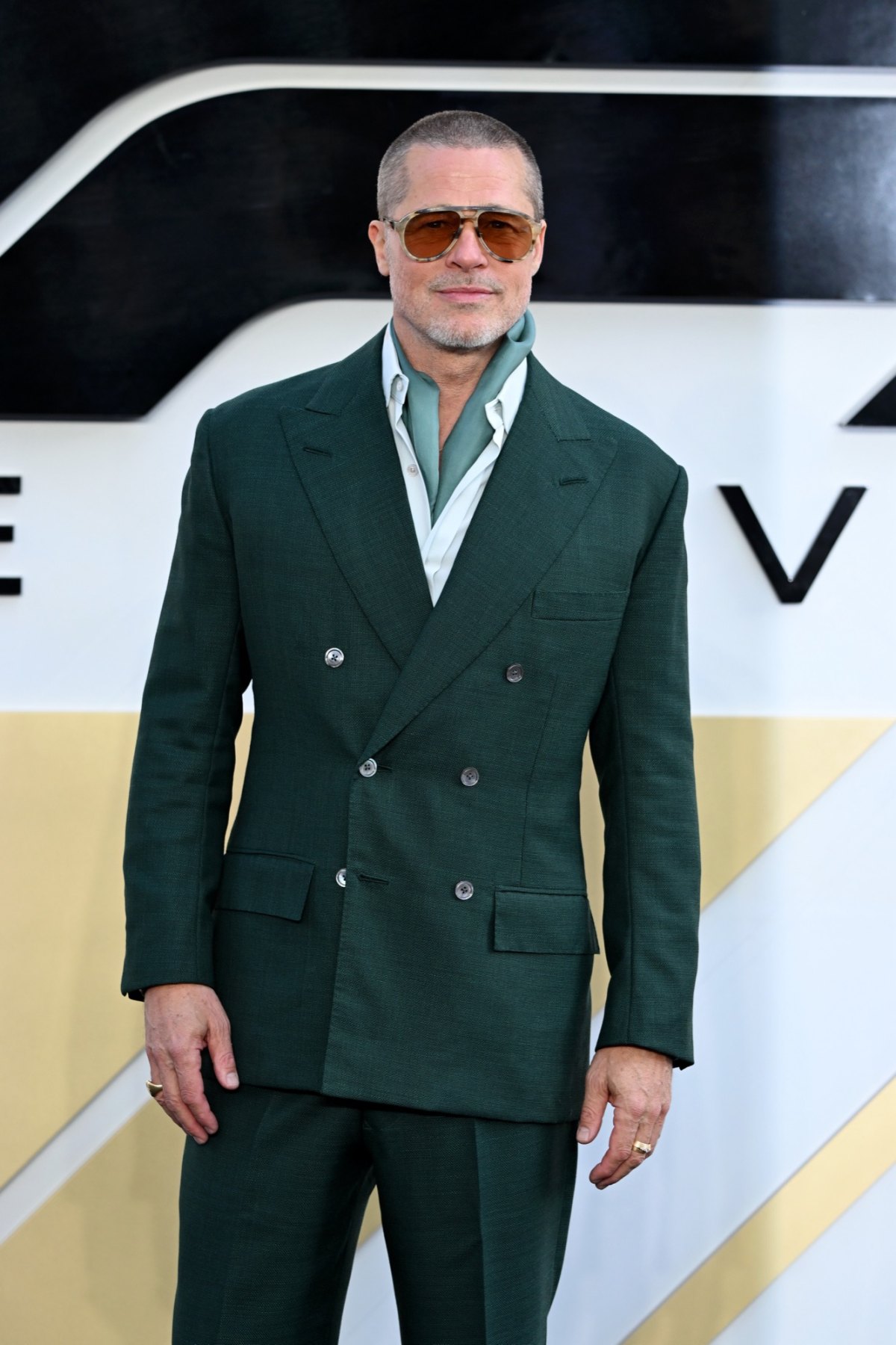 GettyImages-2221722151-brad-pitt-sobriety
