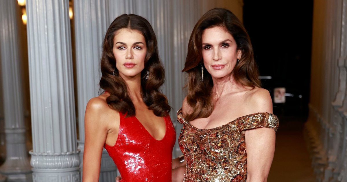 Image for Kaia Gerber Says She Doesn't Look Much Like Mom Cindy Crawford and Wishes She Did