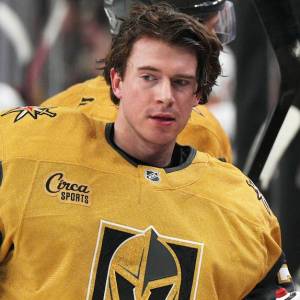 GettyImages-2249658116.jpg Carter Hart December 2025.jpg