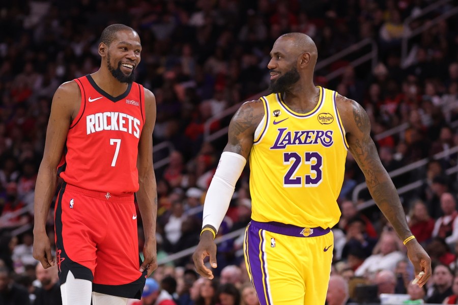 GettyImages-2266986680kevindurantlebronjames.jpg
