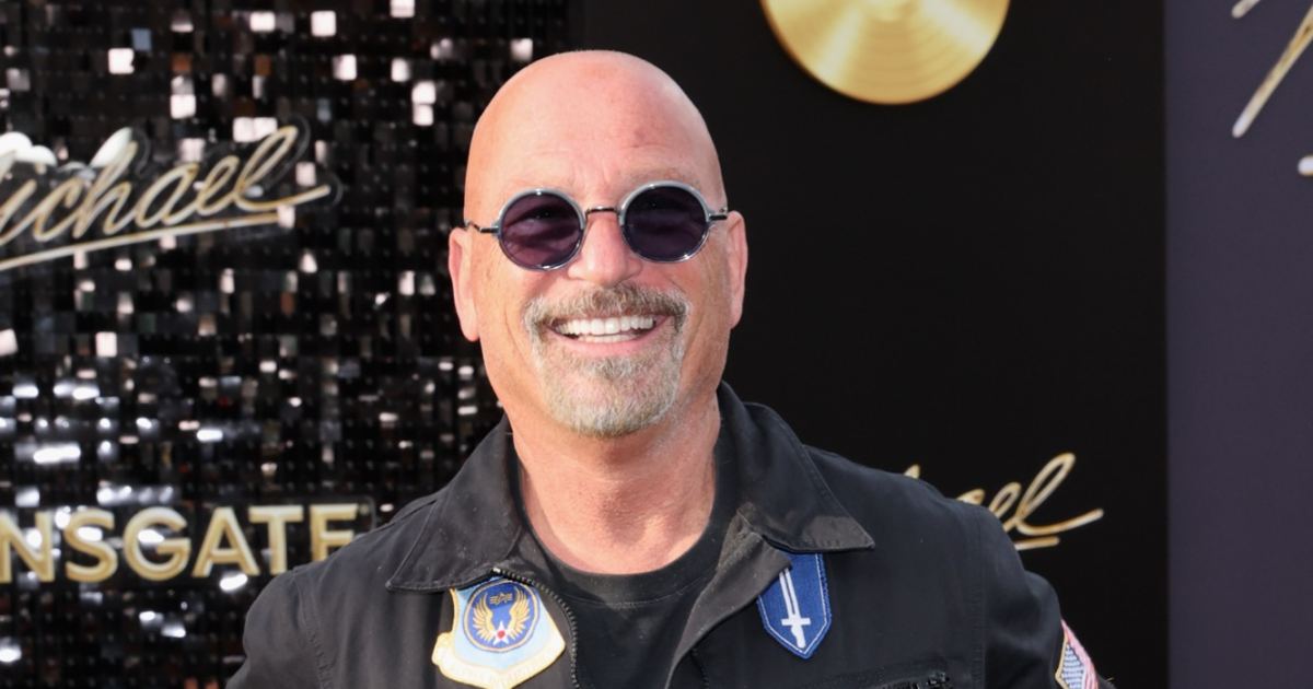 Howie Mandel Jokes About Getting $25 Hand Jobs at Massage Parlor While Married, Daughter Reacts