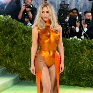 GettyImages-2274543952-kim-k
