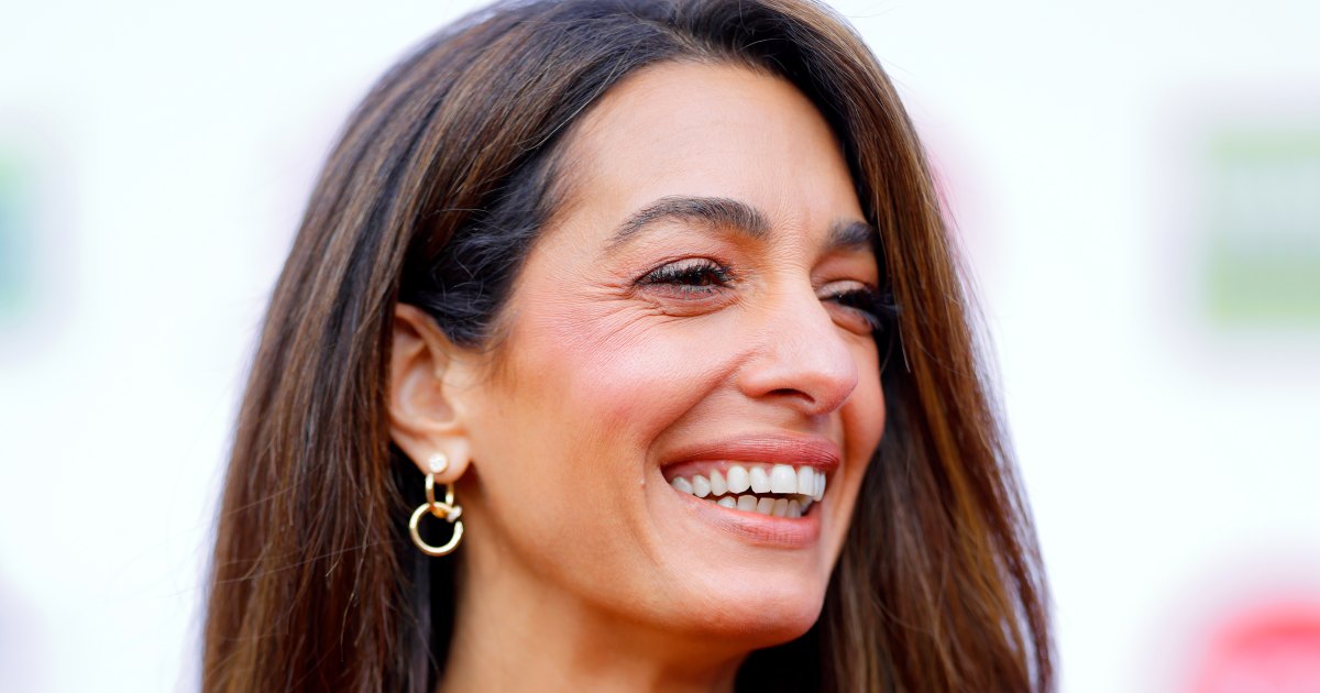 Amal Clooney Uses the Skin-Blurring Foundation Stick That Melts in ‘Like Silk,’ per Shoppers Amal Clooney Uses the Skin-Blurring Foundation Stick That Melts in ‘Like Silk,’ per Shoppers