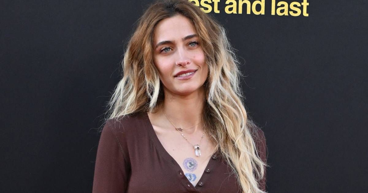Paris Jackson Claps Back at Troll’s Criticism That Tattoos ‘Make Her Look Dirty’ Paris Jackson Claps Back at Troll’s Criticism That Tattoos ‘Make Her Look Dirty’