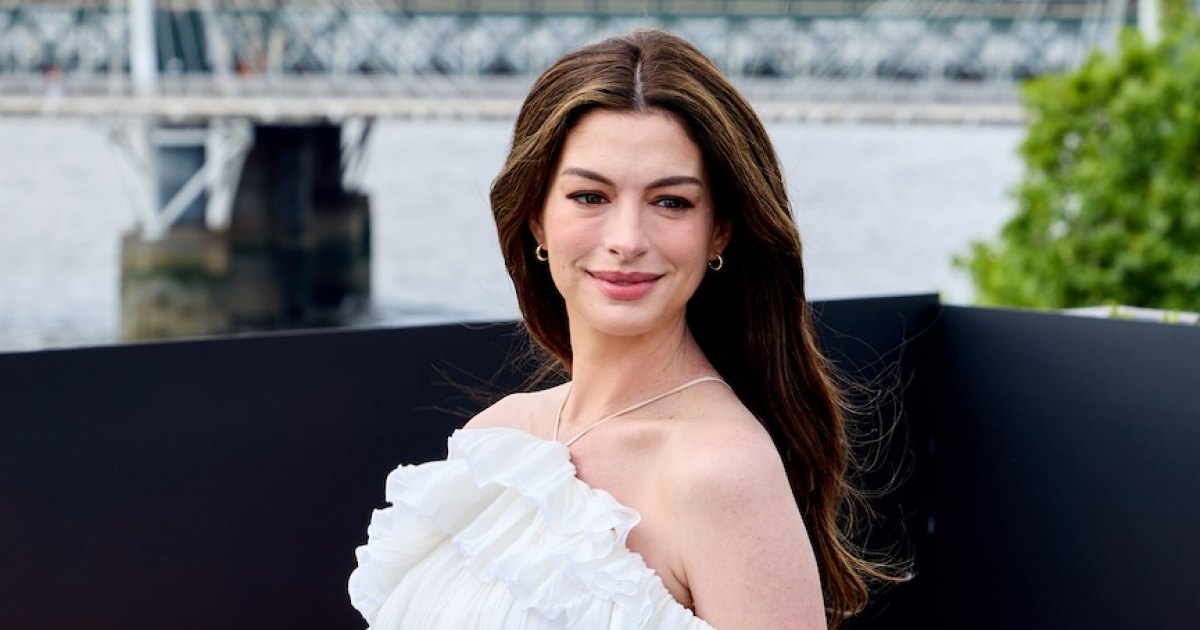 Pregnant Anne Hathaway Addresses Sex of Baby No. 3 After Shutting Down Fake Bump Speculation Pregnant Anne Hathaway Addresses Sex of Baby No. 3 After Shutting Down Fake Bump Speculation