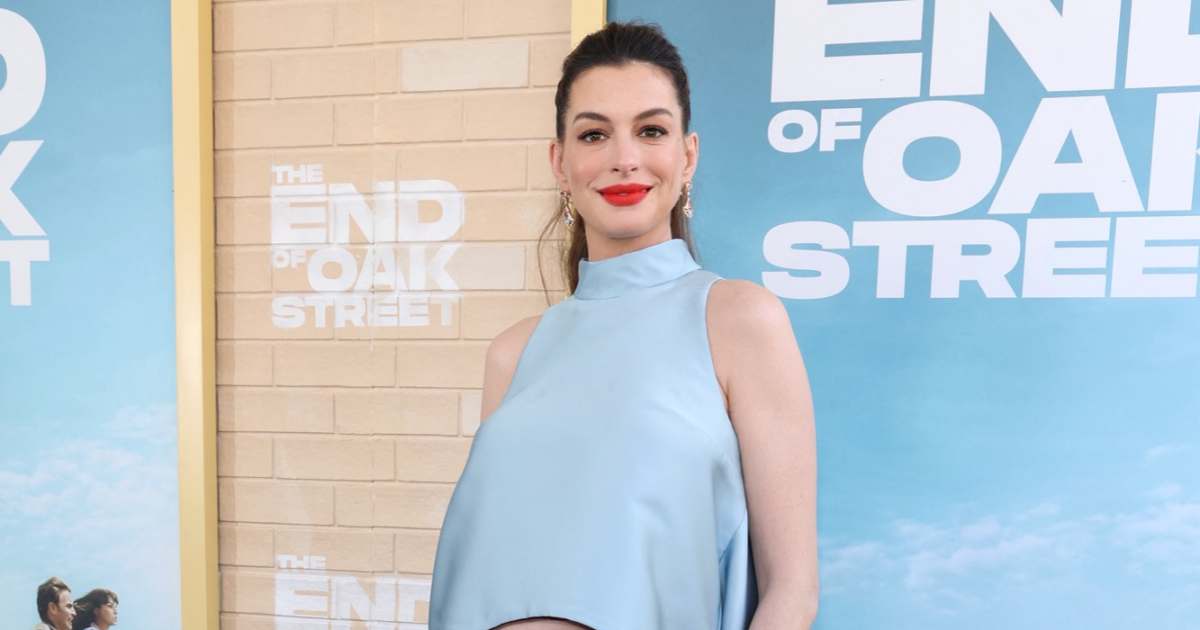 Pregnant Anne Hathaway Claps Back at Speculation Her Baby Bump Is Fake After Red Carpet Crop Top Pregnant Anne Hathaway Claps Back at Speculation Her Baby Bump Is Fake After Red Carpet Crop Top