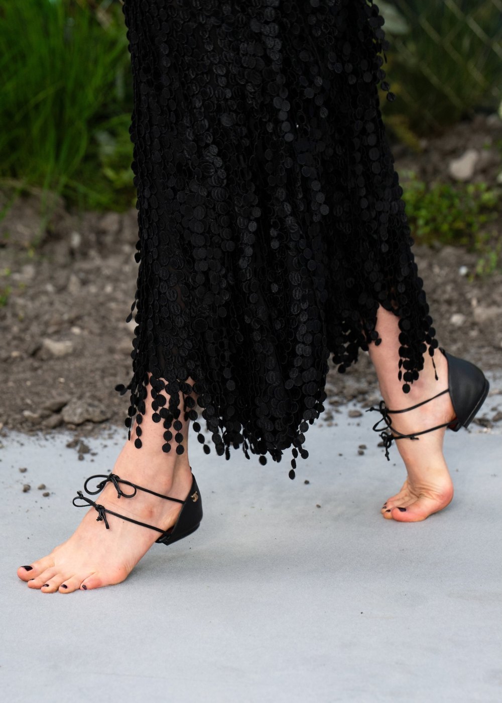 Margaret Qualley Frees Her Toes in Barefoot Chanel Shoes