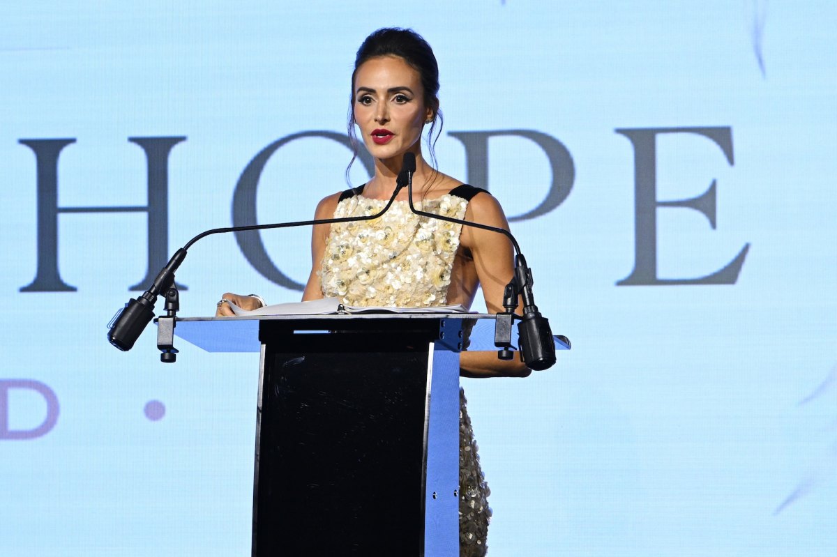 Samantha Busch Addresses Husband Kyles Death in Speech Greatest Heartbreak