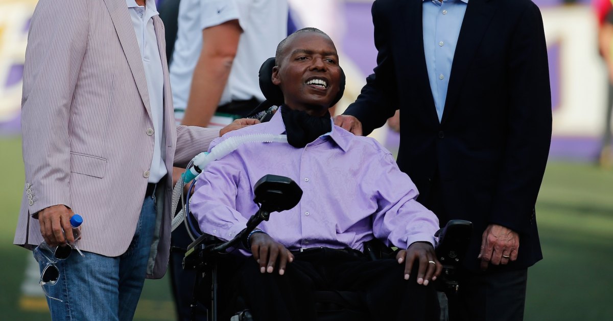 Former Baltimore Ravens Linebacker O.J. Brigance Dead at 56, Nearly 20 Years After ALS Diagnosis