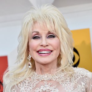 Dolly Parton's Nephew Addresses Her Death in Emotional Video: She 'Deserves to Be Comfortable’