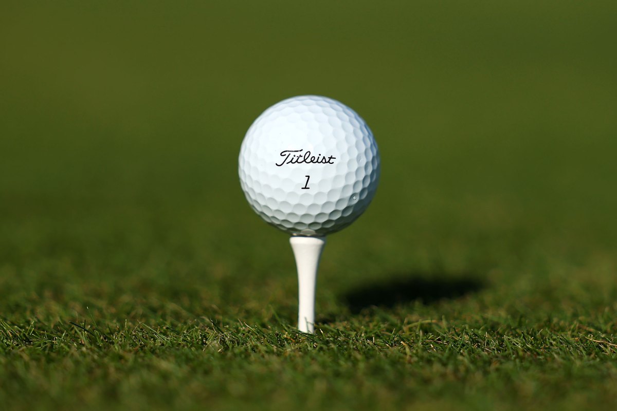 Golfer Resigns From Prestigious Country Club