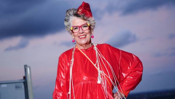Great British Bake Off Judge Prue Leith Hospitalized After Losing Sight Ability to Speak Feature