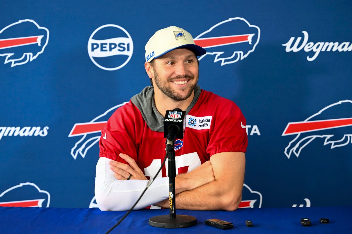 Josh-Allen-GettyImages-2287510403