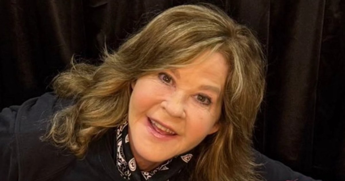 Linda Blair Breaks Silence After 70 Law Enforcement Officers Reportedly Raid Her Home Linda Blair Breaks Silence After 70 Law Enforcement Officers Reportedly Raid Her Home