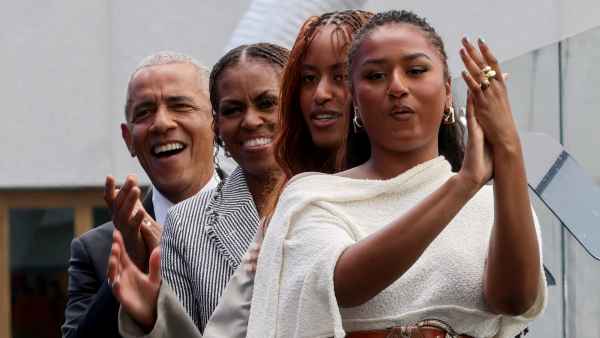 Obamas-GettyImages-2282226211