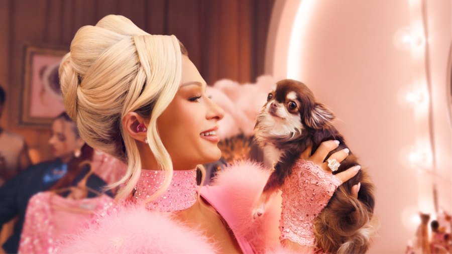 Paris Hilton Loop Hot Stuff.jpg