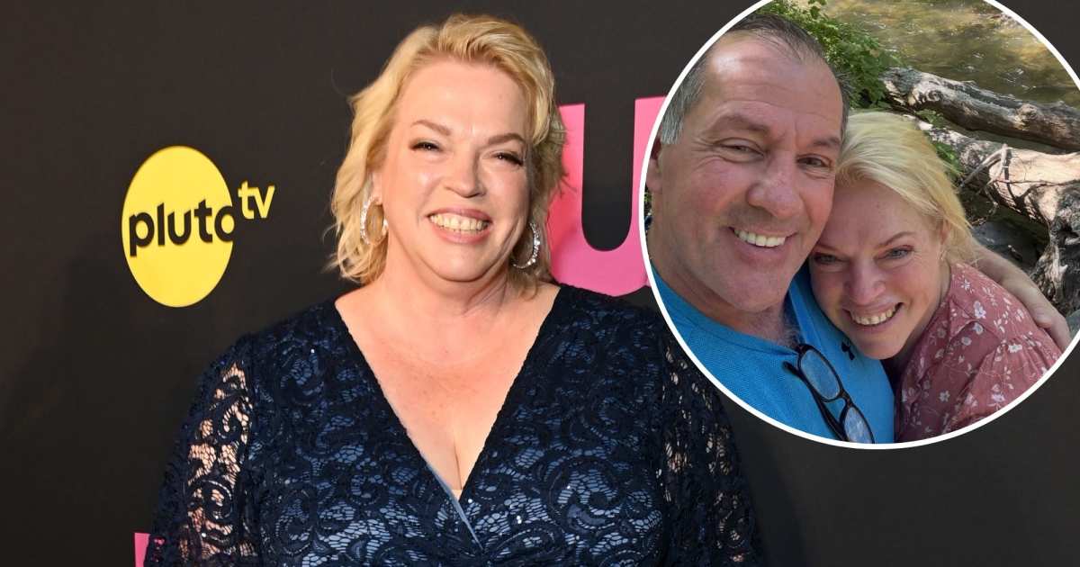 Sister Wives' Janelle Brown Reveals She Has New Boyfriend