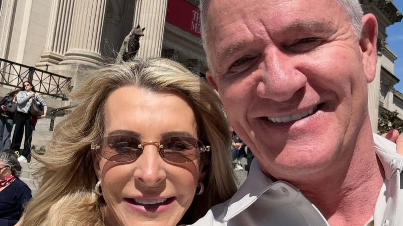Golden Bachelorette's Chock Chapple Gets Prostate Removed After Cancer Scare