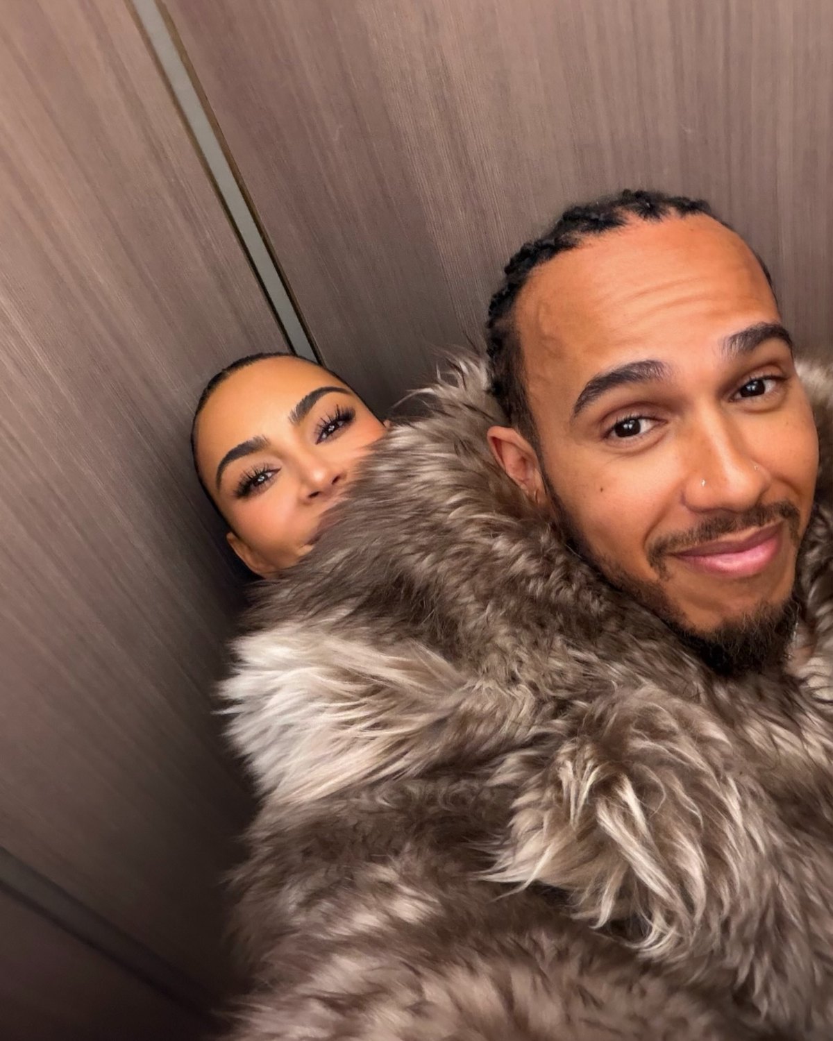SnapInsta-Kim-Kardashian-Cuddles-Up-to-Lewis-Hamilton-in-New-Selfies.jpg