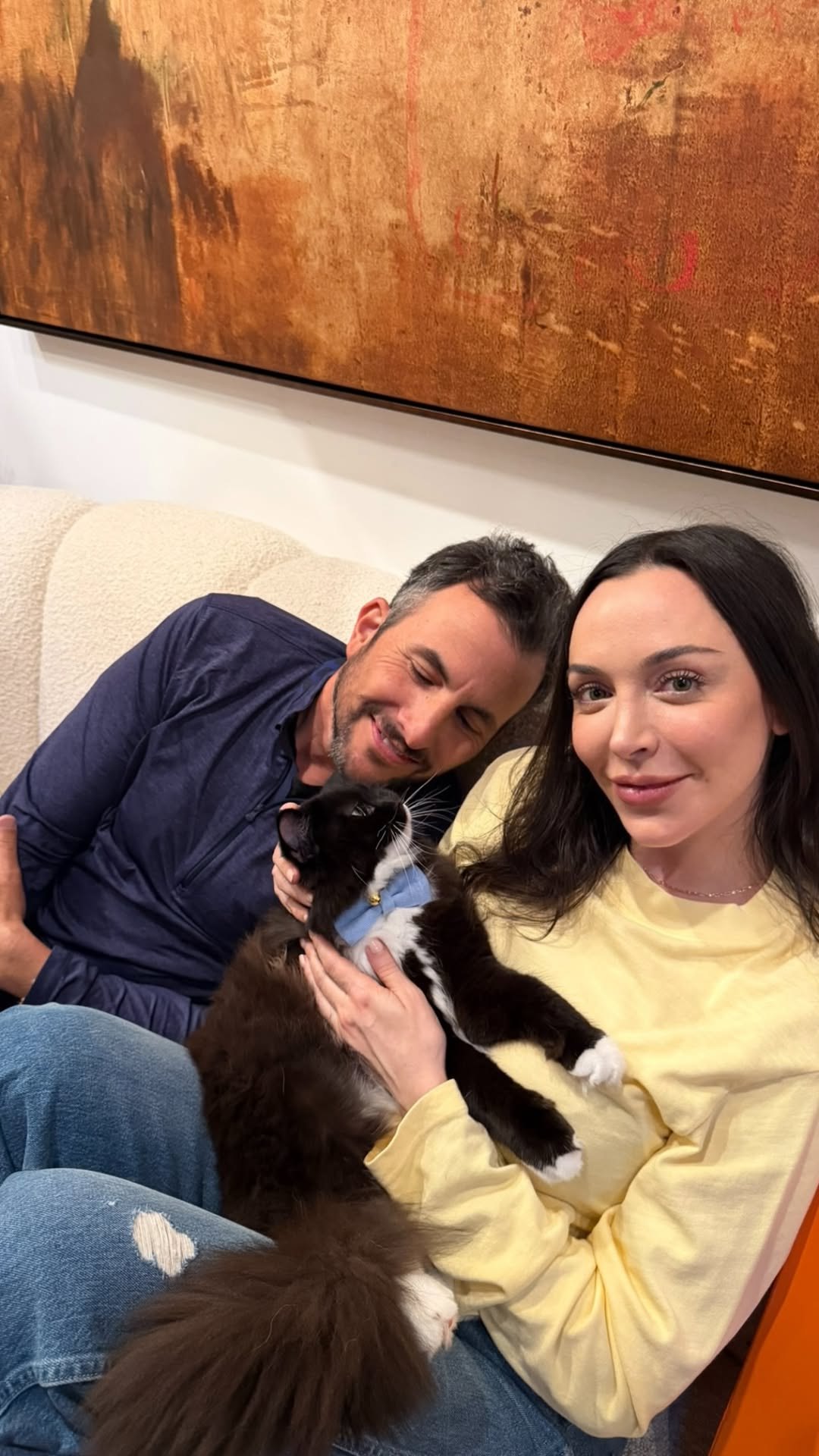 SnapInsta-Pregnant-Farrah-Aldjufrie-Hards-Launches-Zach-Goldsmith-Romance.jpg