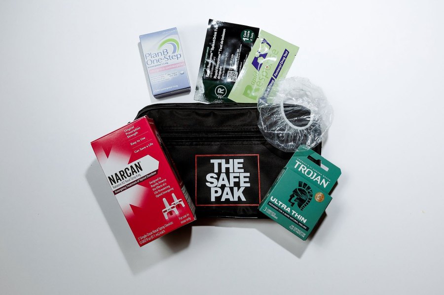 THE SAFE PAC CREDIT OLIVER STEUER Hot Stuff