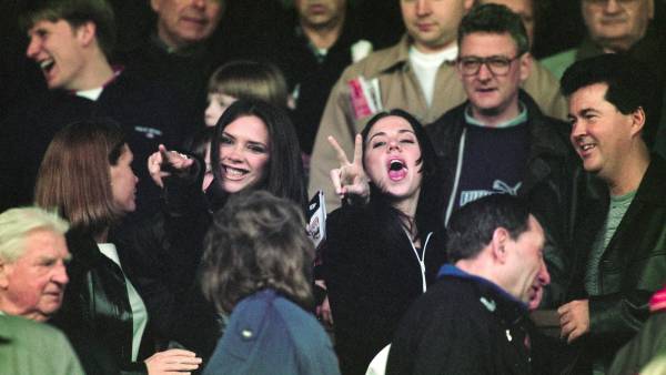 Victoria-Beckham-and-Mel-Chisholm-GettyImages-2081107451
