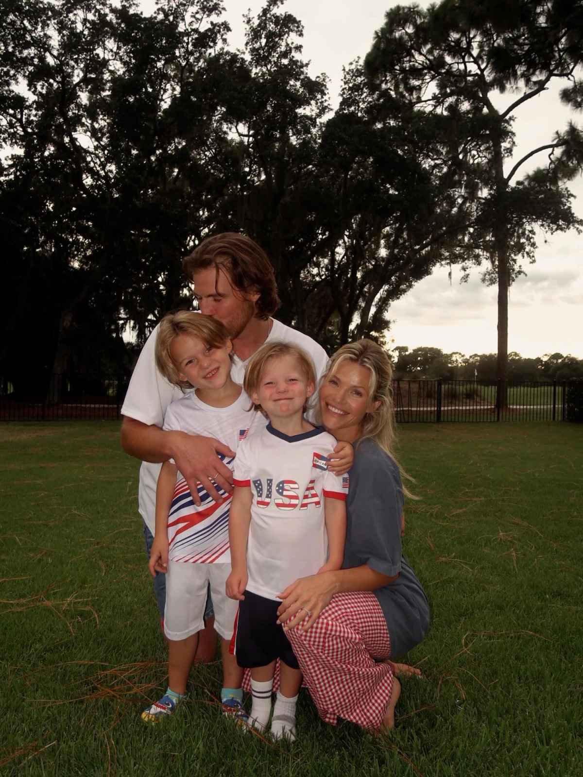 Witney-Carson-Family-IG_1783215873_3934220315511742193_6922532