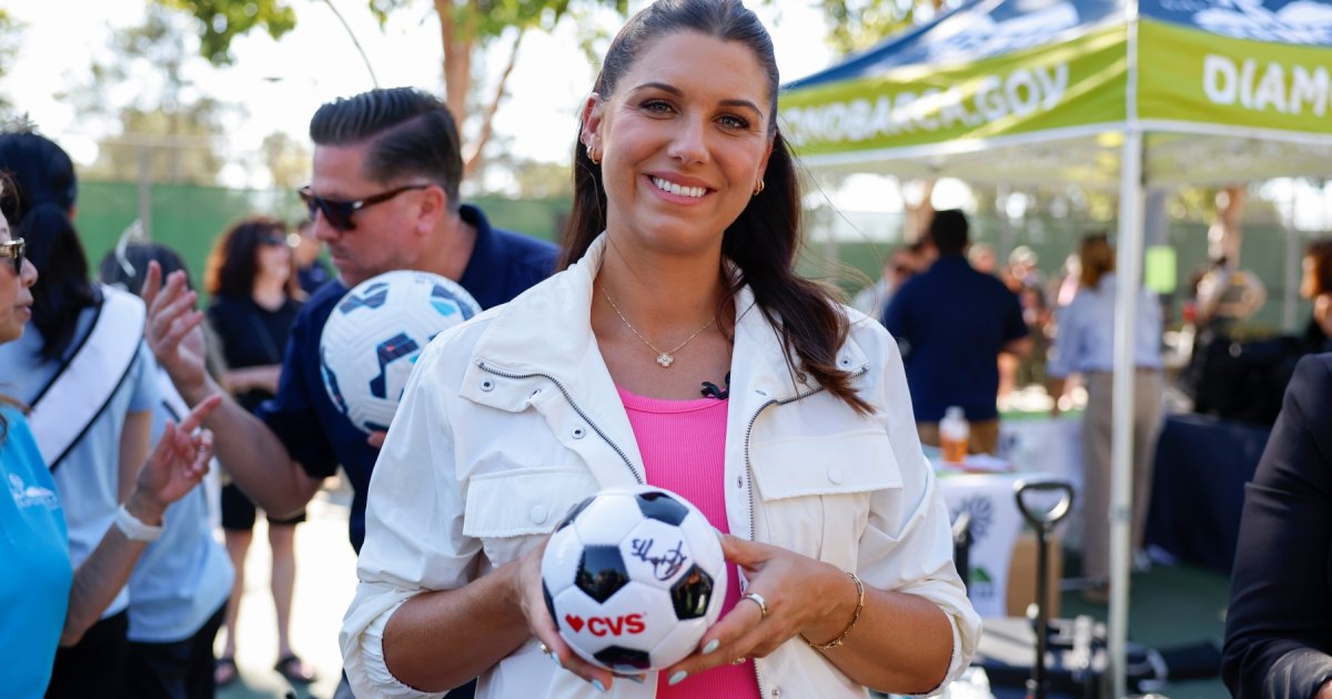 Soccer Star Alex Morgan Explains Why She’s Not Rushing to Be Her Kid’s Team Coach (Exclusive) Soccer Star Alex Morgan Explains Why She’s Not Rushing to Be Her Kid’s Team Coach (Exclusive)