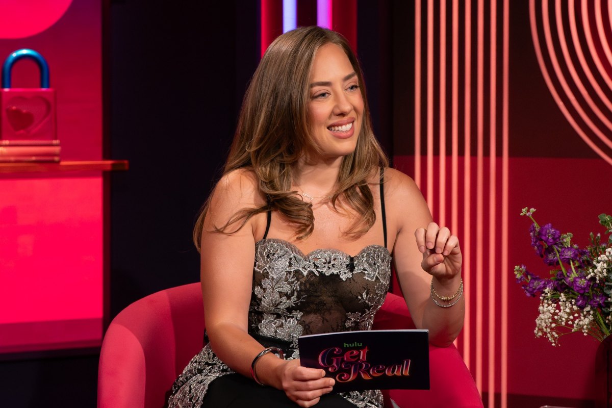 Amanda Hirsch Named Official Host of Hulus Get Real Podcast Im Beyond Excited