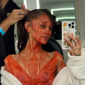 ariana-grande