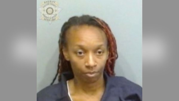 Babysitter Arrested for Kidnapping 2 Girls After Befriending Their Mom in Facebook Pregnancy Group
