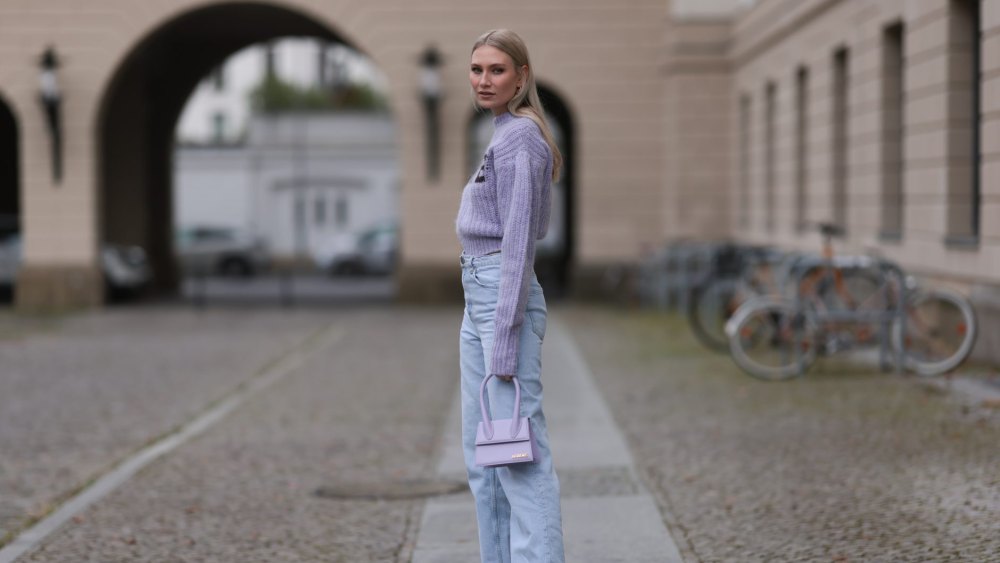Roztrhané džíny nejsou jen záležitostí pro mladé: 13 stylů pro ženy po čtyřicítce