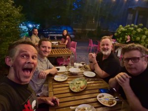 Elijah Wood Enjoys Rare Reunion With ‘Lord of the Rings’ Costars Elijah Wood Enjoys Rare Reunion With ‘Lord of the Rings’ Costars