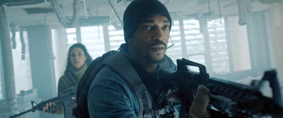 Morena Baccarin and Anthony Mackie in Elevation