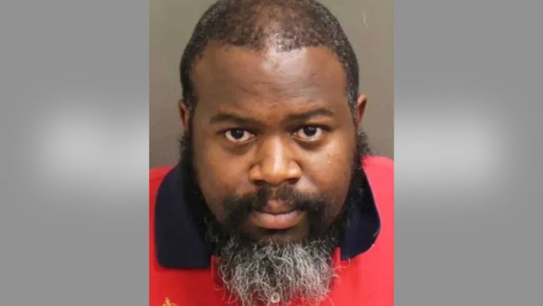 Florida Pastor Arrested After Allegedly Sexually Abusing Boy, 14, He Met on Dating App