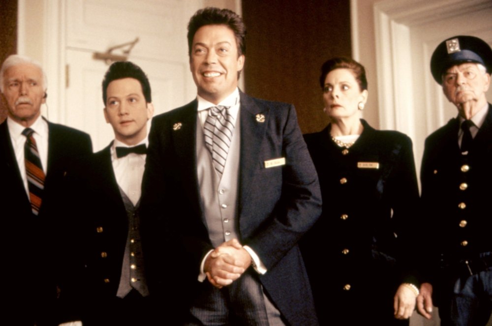 James Cole, Rob Schneider, Tim Curry and Dana Ivey, Fred Krause in Home Alone 2