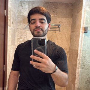 TikTok Influencer Cesar Gastelum Fatally Shot Outside of Fast Food Restaurant During Livestream