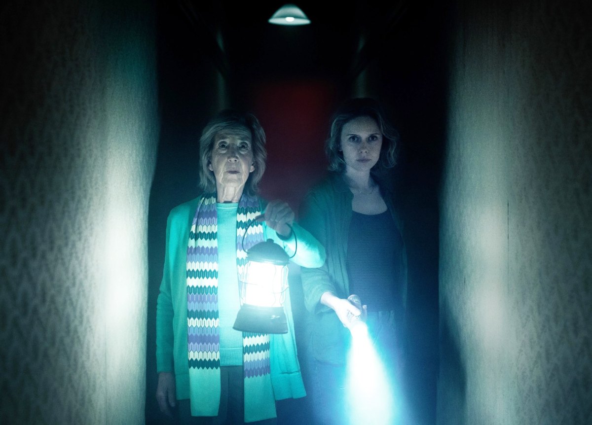 Lin Shaye and Amelia Eve in Insidious: Out of the Further