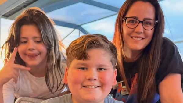 Teen Moms Jenelle Evans Defends Decision to Homeschool 2 of Her Kids