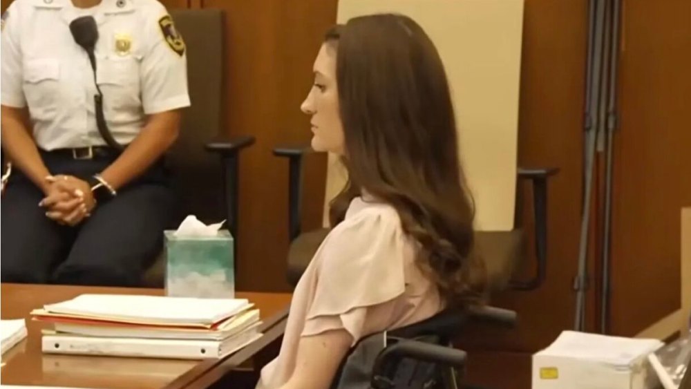 How Did Lindsay Clancy Get Injured? Why She's in a Wheelchair During Trial thumbnail