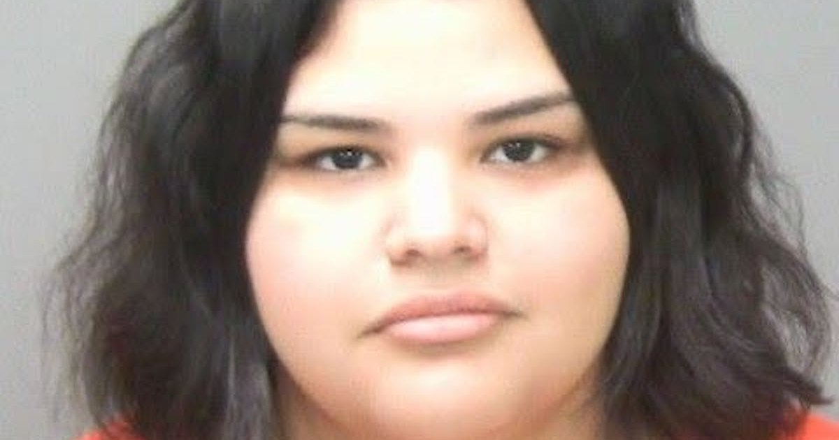 Mom Left 2 Toddlers Home Alone to Visit Boyfriend and Was Arrested After Drugs Were Found in Her Car Mom Left 2 Toddlers Home Alone to Visit Boyfriend and Was Arrested After Drugs Were Found in Her Car