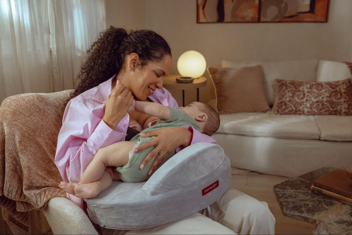 Momcozy