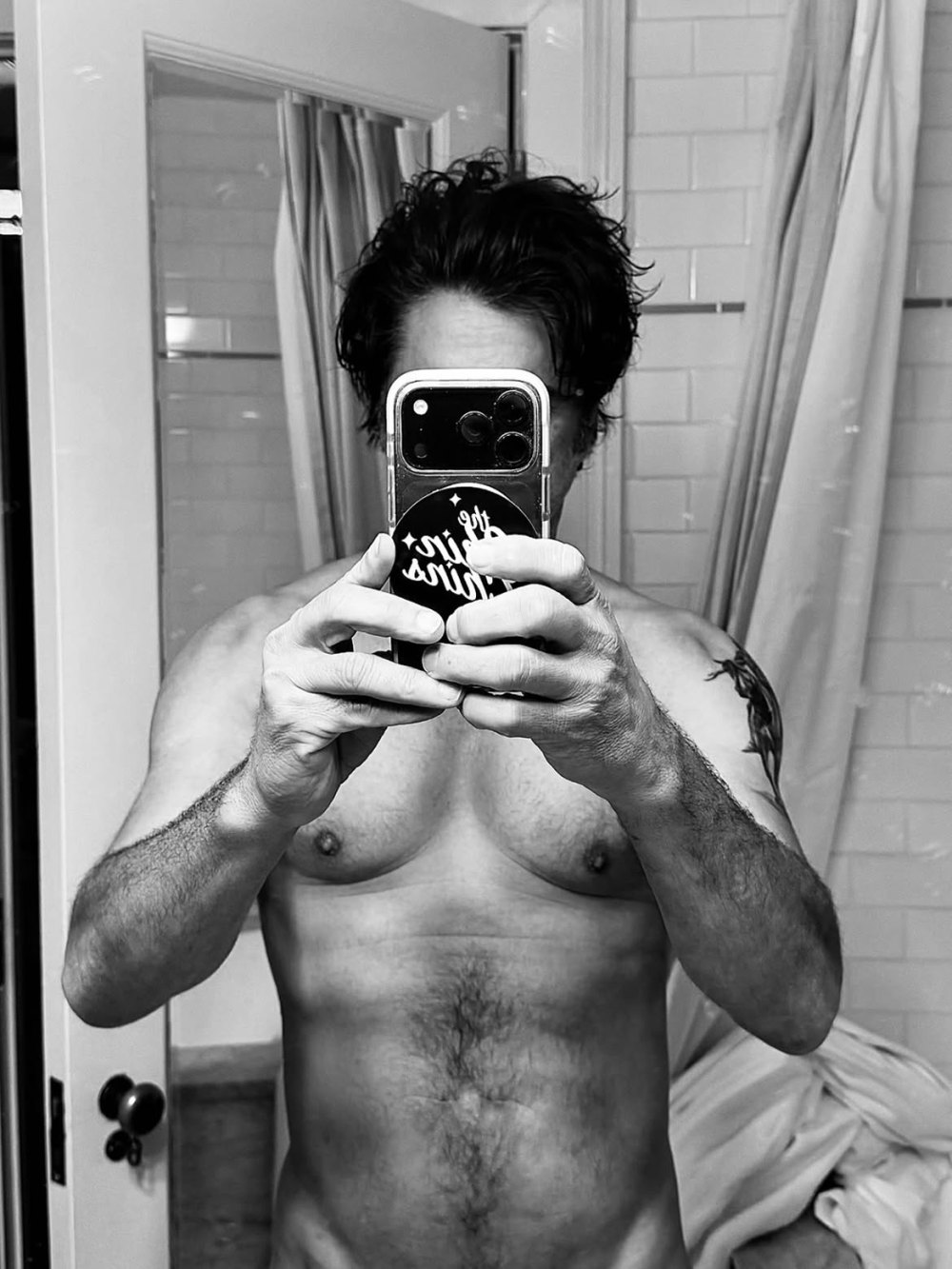 John Stamos Posts Nude Bathroom Selfie While Celebrating His 63rd Birthday inline