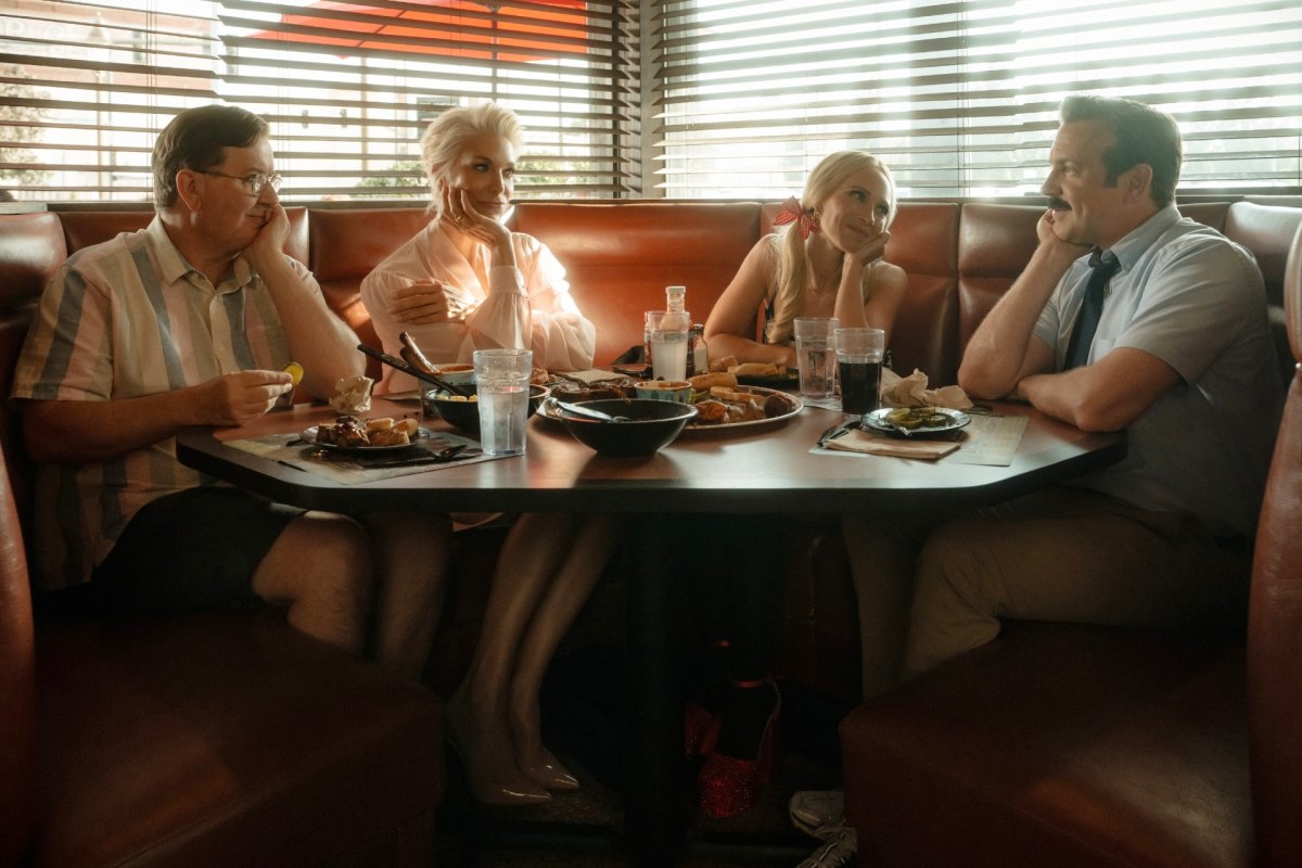 Jeremy Swift, Hannah Waddingham, Juno Temple and Jason Sudeikis in Ted Lasso season 4