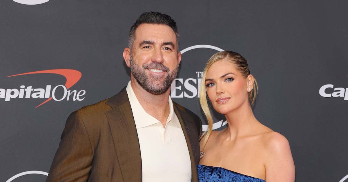 MLB Icon Justin Verlander and Kate Upton Enjoy Rare Family Outing for His Tigers Career Celebration
MLB Icon Justin Verlander and Kate Upton Enjoy Rare Family Outing for His Tigers Career Celebration